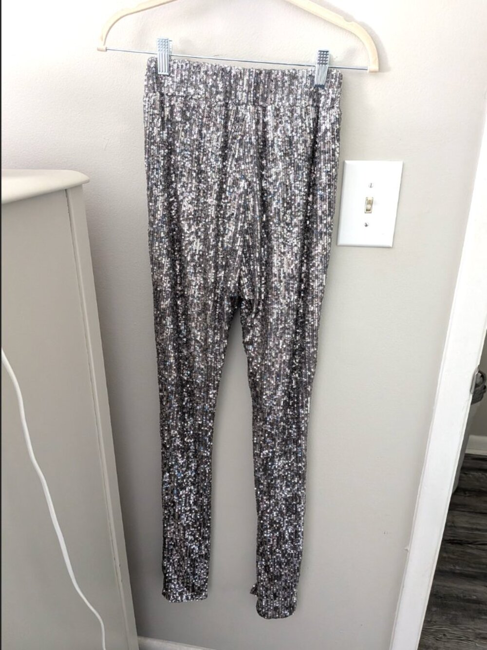 4th + Reckless Gunmetal Silver Sequin Leggings / Fitted Pants - Size US XS